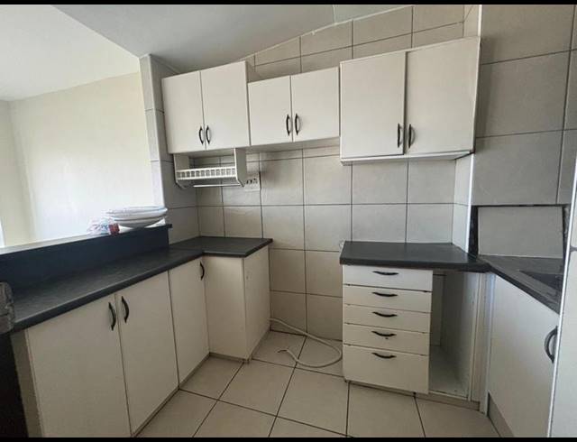2 BEDROOM PROPERTY TO RENT IN ESPLANADE